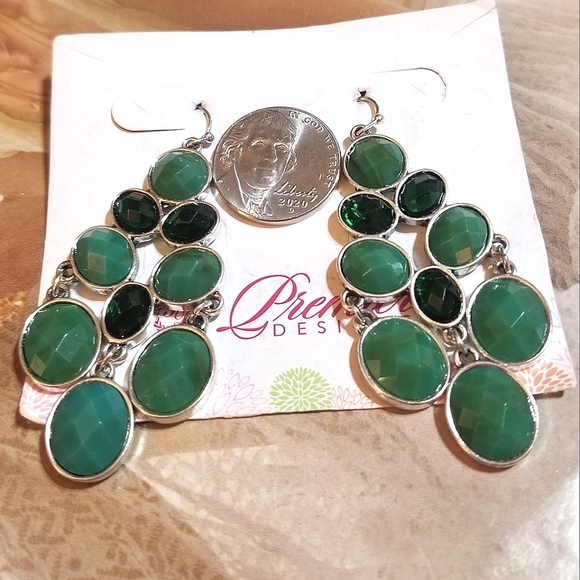NEW Premier Designs Cascading Green Stone Earrings - Picture 4 of 5